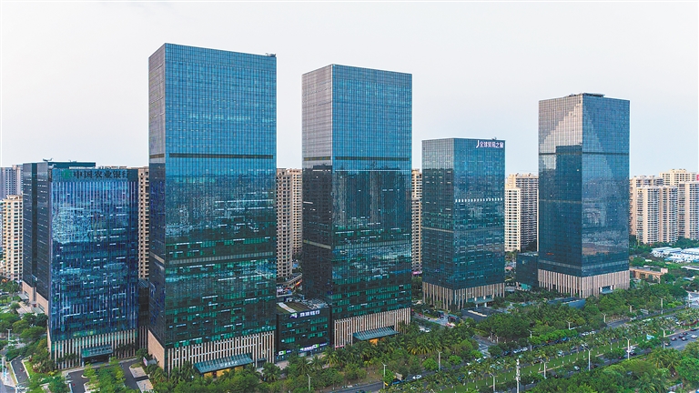 產(chǎn)業(yè)投資保持快速增長、新消費增長勢頭加快 今年8月海南經(jīng)濟發(fā)展韌性凸顯